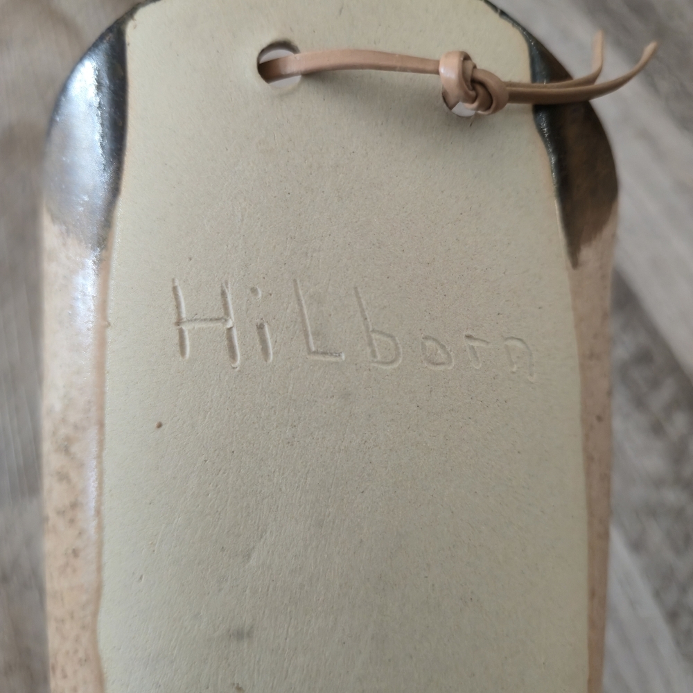 Hilborn Pottery Ceramic Mushroom Wall Pocket Vase Speckled Beige Canada Studio - Picture 2 of 7